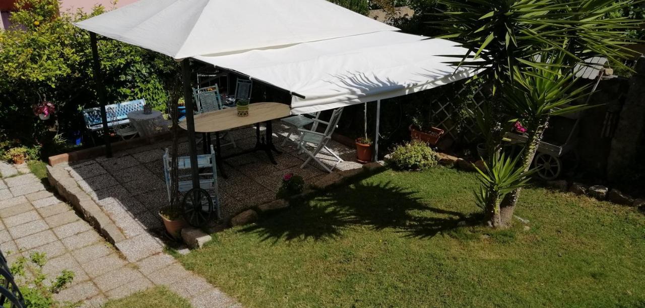 La Porta Sulla Costa Bed & Breakfast San Pantaleo Exterior foto