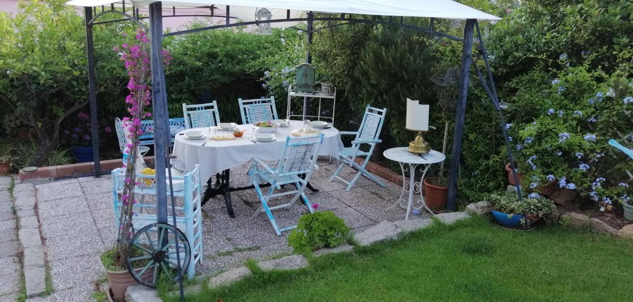 La Porta Sulla Costa Bed & Breakfast San Pantaleo Exterior foto