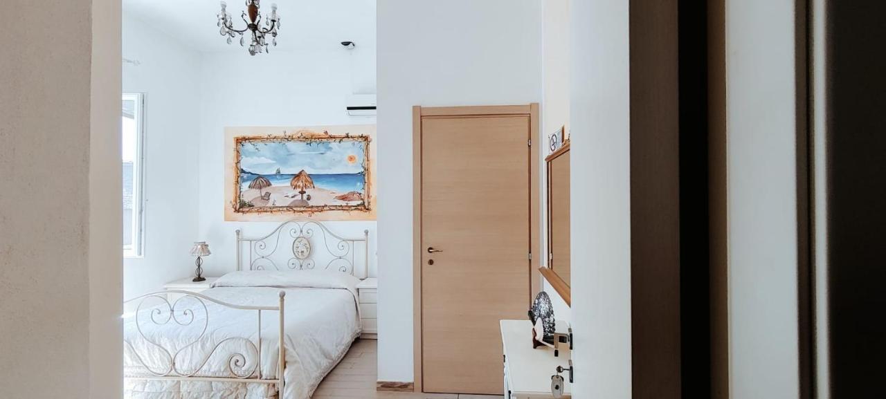La Porta Sulla Costa Bed & Breakfast San Pantaleo Exterior foto