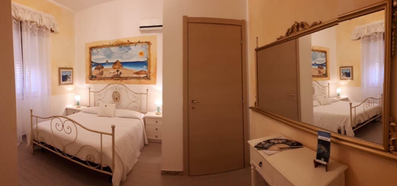 La Porta Sulla Costa Bed & Breakfast San Pantaleo Exterior foto