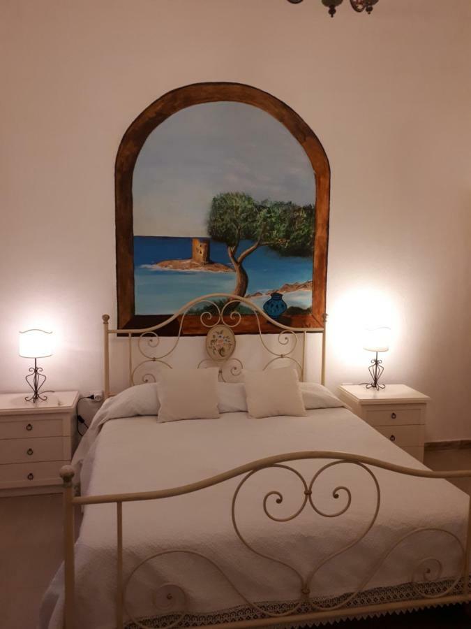 La Porta Sulla Costa Bed & Breakfast San Pantaleo Exterior foto